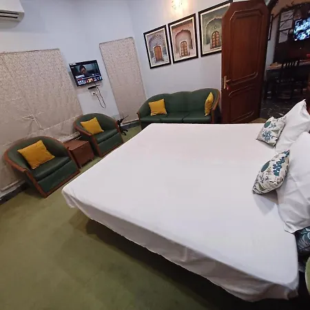 Hotel Natraj Palace